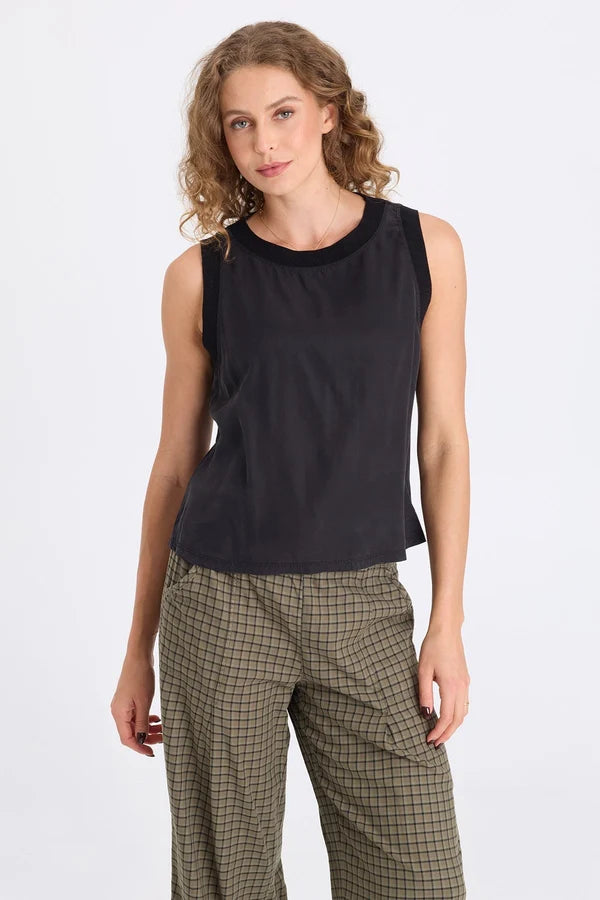 Katrine Tank
