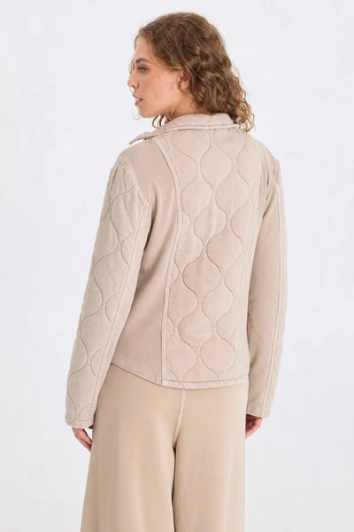 Gyasi Wave Quilting Jacket
