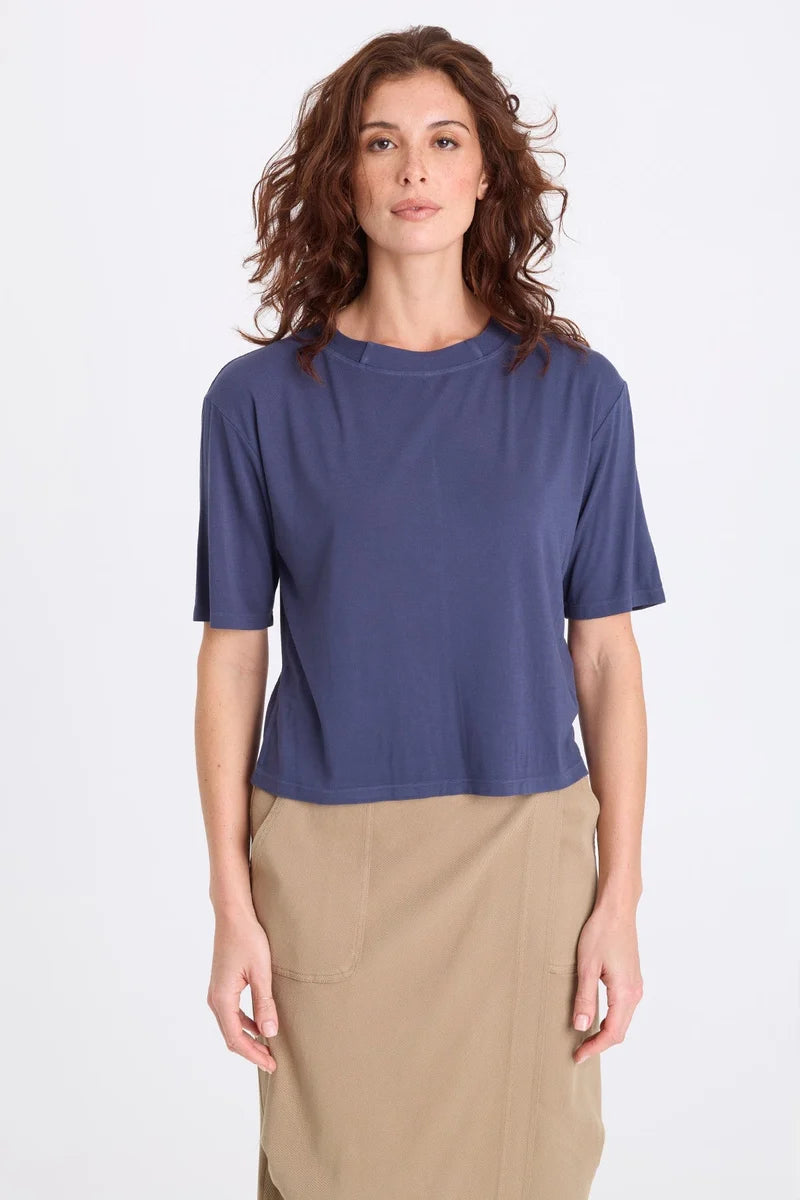 Nonus Tee