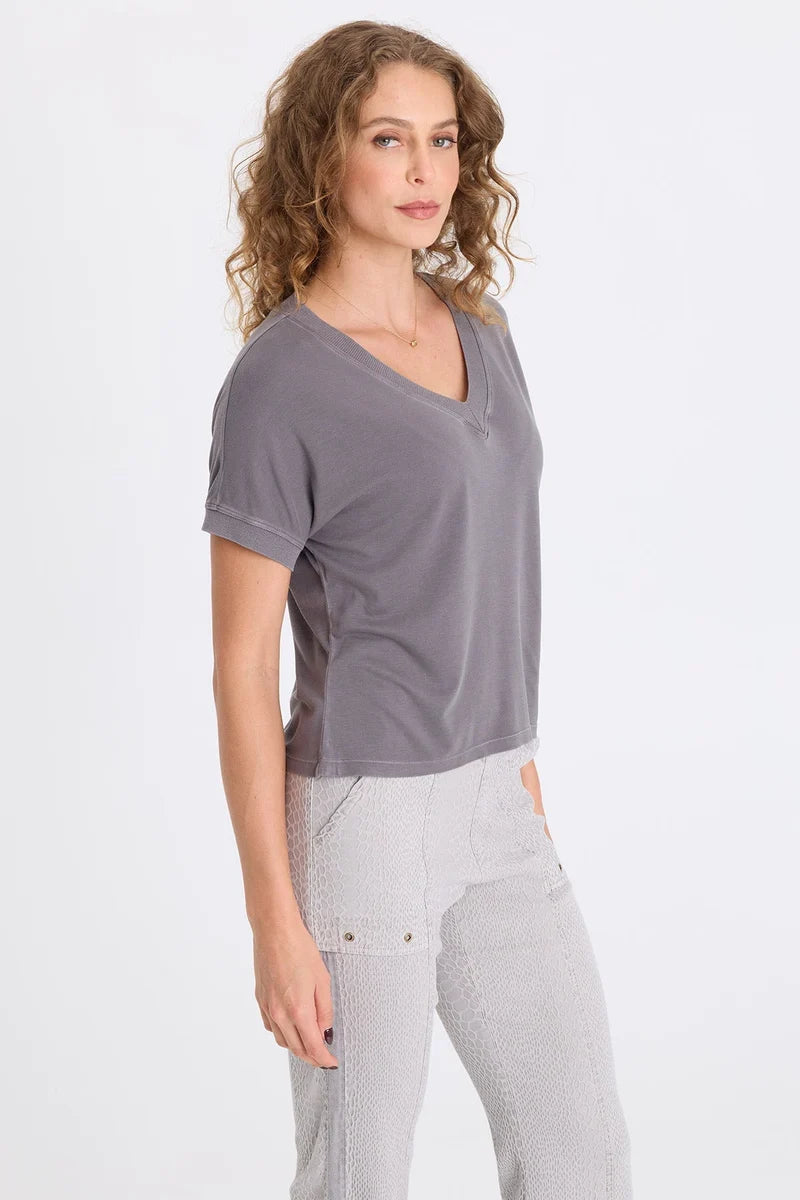 Sergius V-Neck Tee