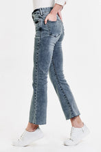 Load image into Gallery viewer, Jeanne Jeans
