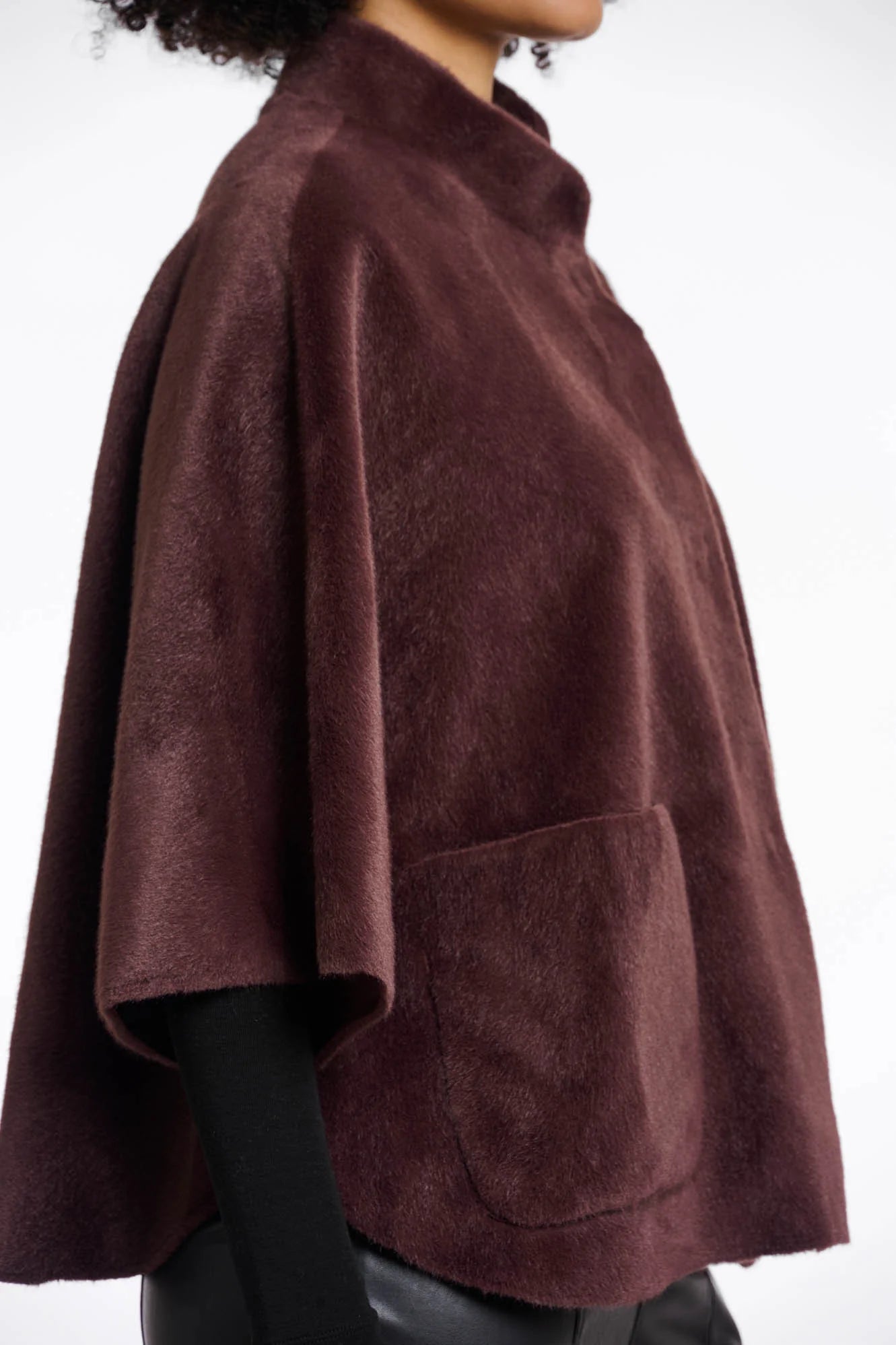 Dewi Faux Fur Cape (more colors)