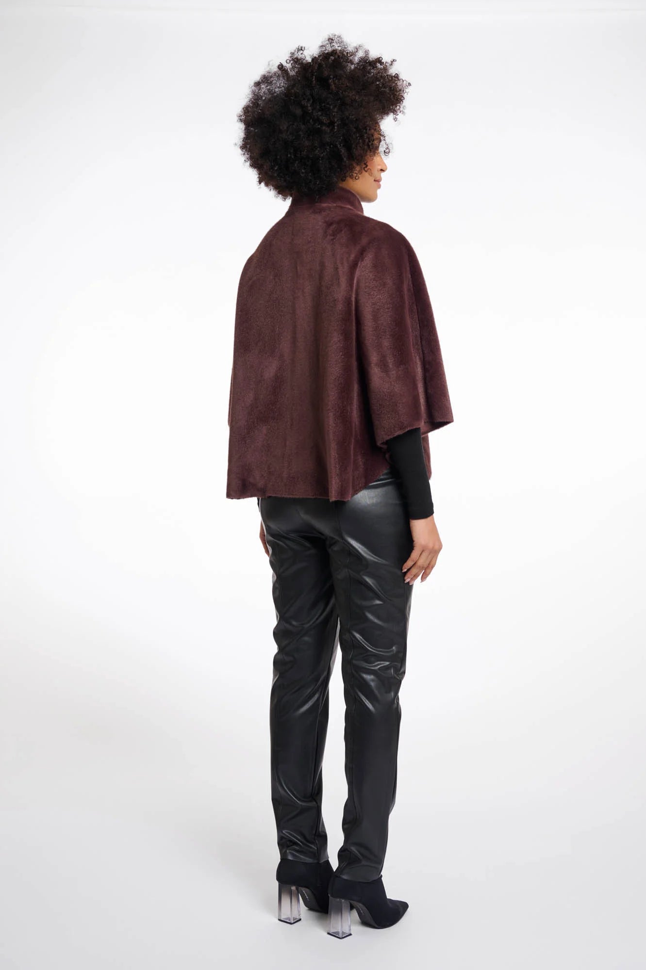 Dewi Faux Fur Cape (more colors)