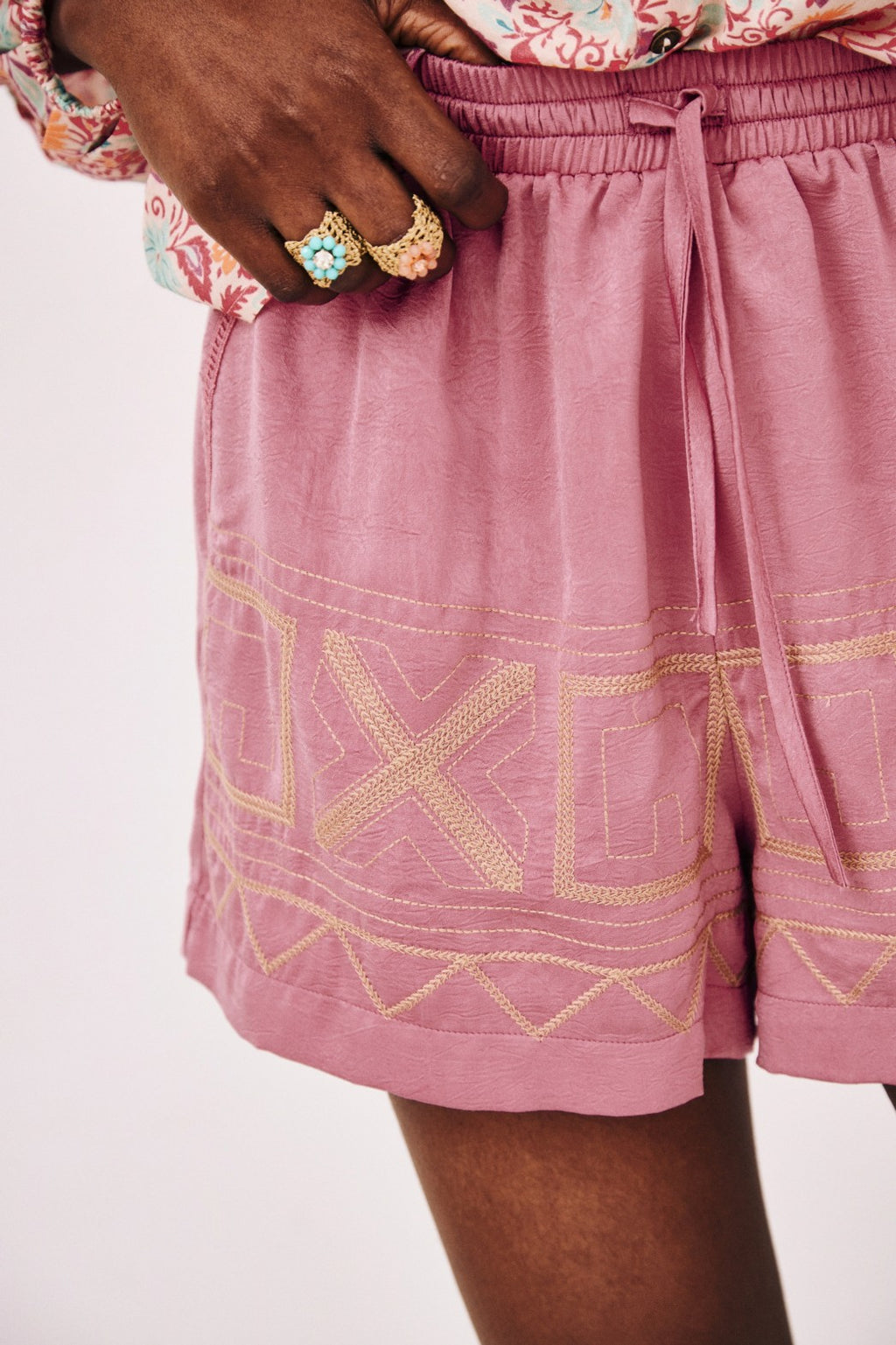 Saire Short