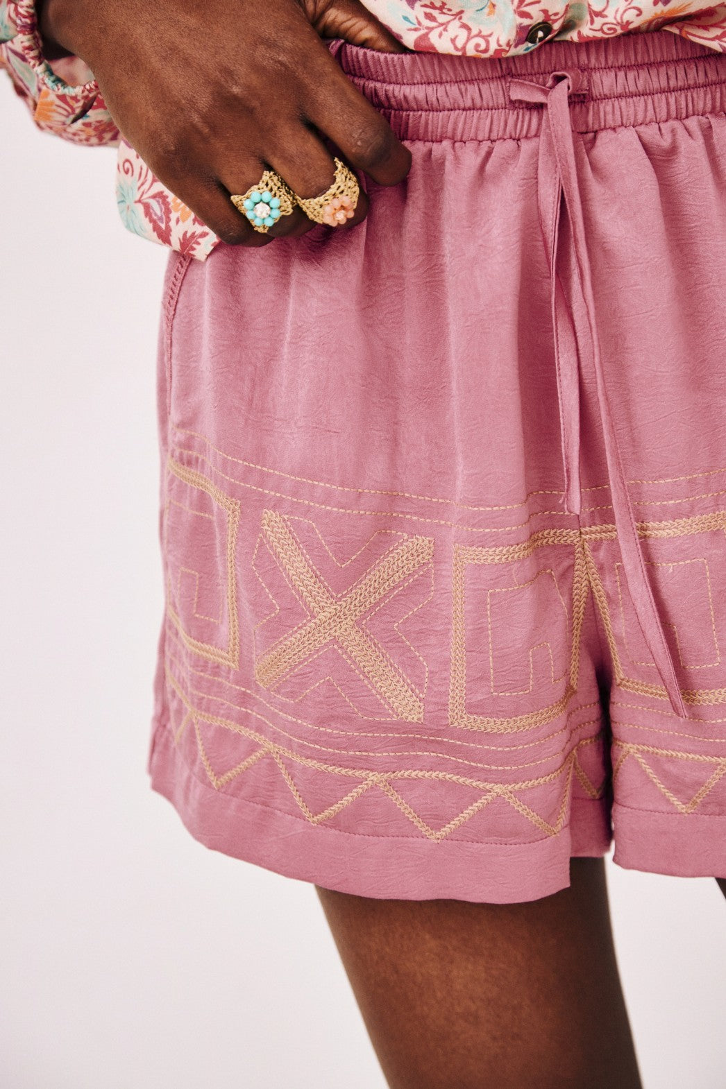Saire Short