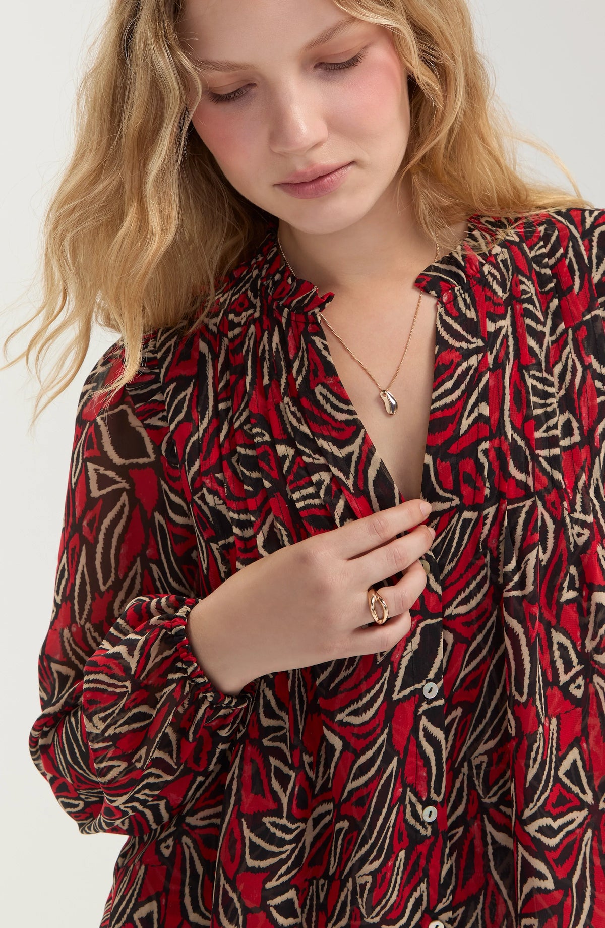 L/S Woven Blouse W/ Pintucks