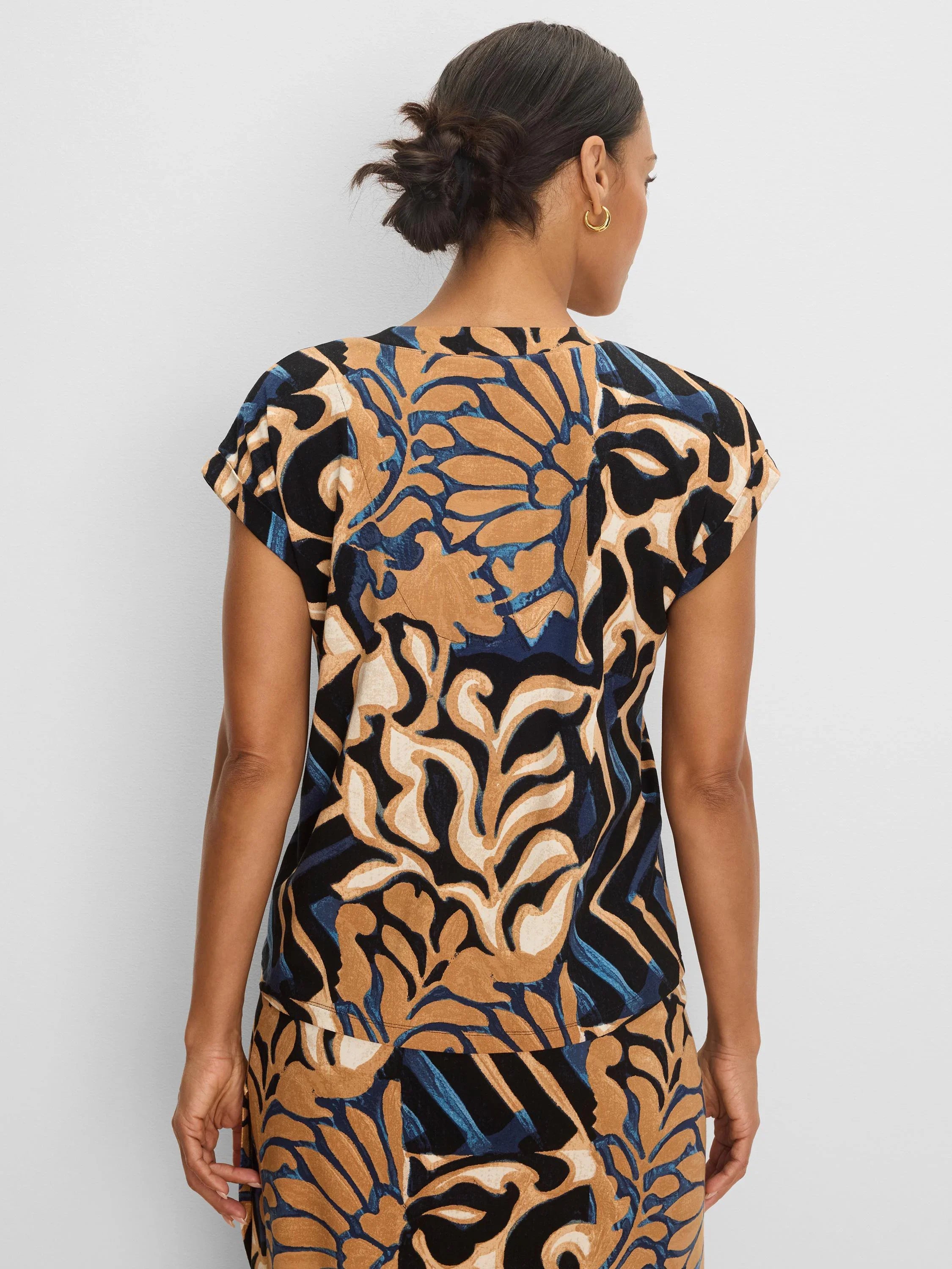 Deco Blooms Tee