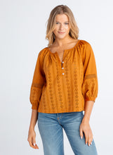 Load image into Gallery viewer, 3/4 Sleeve Raglan Top
