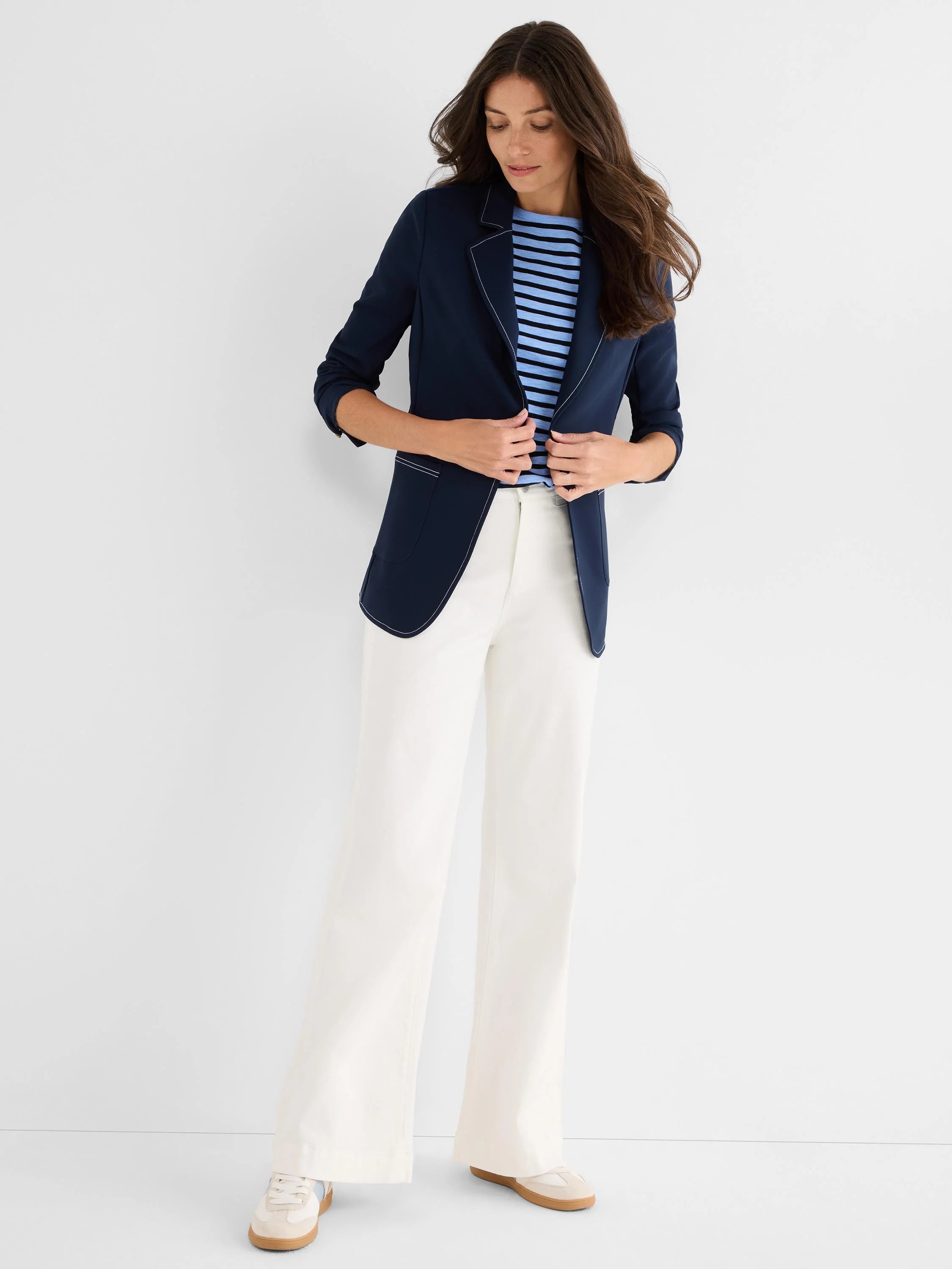 Sleek Stretch Accent Stitch Blazer