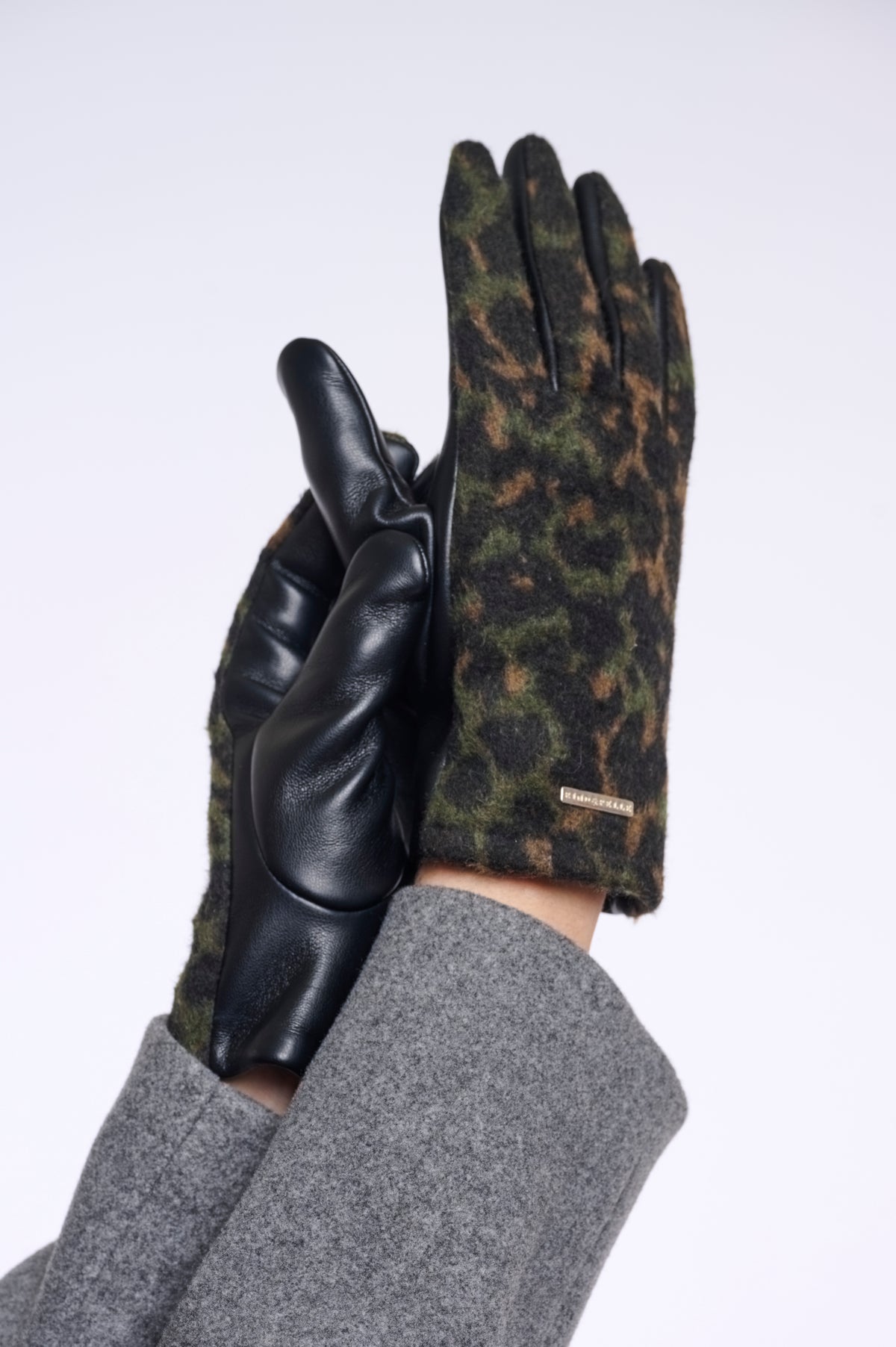 Leopard Print Gloves