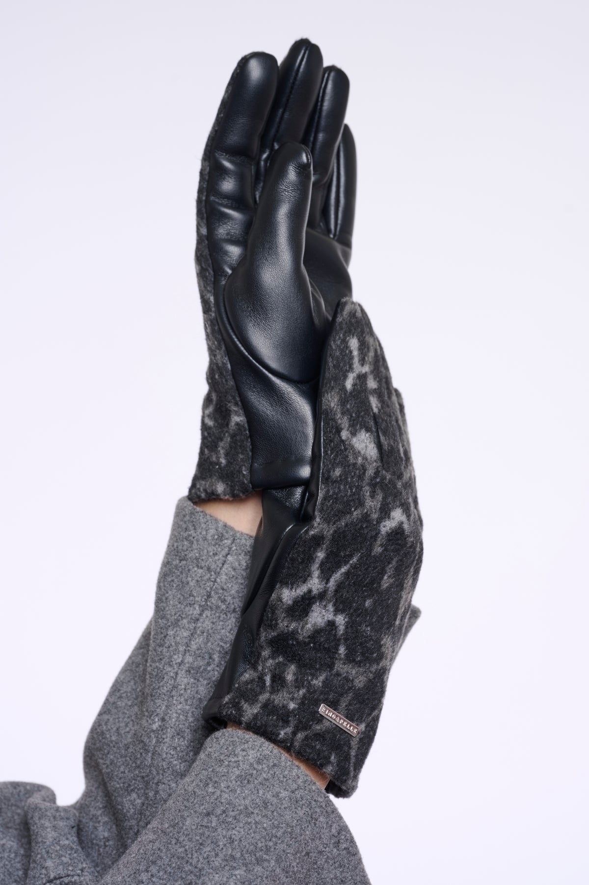 Leopard Print Gloves