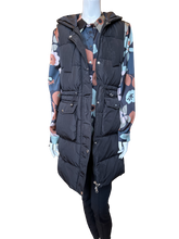 Load image into Gallery viewer, Long Hooded Vest
