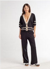 Load image into Gallery viewer, Luxe Boxy Button Top
