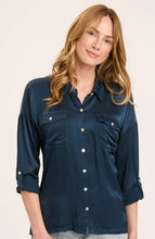 Load image into Gallery viewer, Ludolf Button Up Blouse
